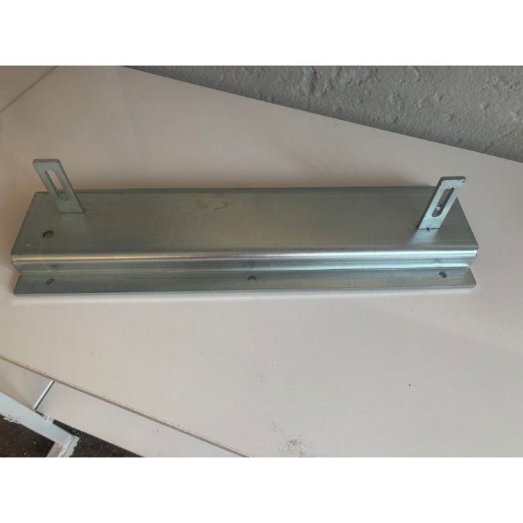 Aktivatör (klape motoru) Sehpası (demiri)