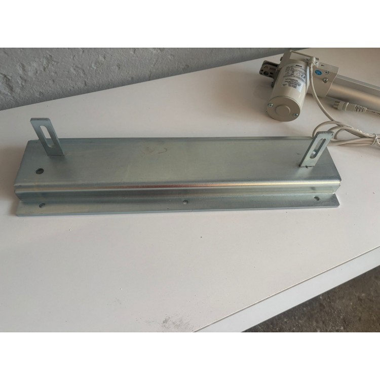 Aktivatör (klape motoru) Sehpası (demiri)